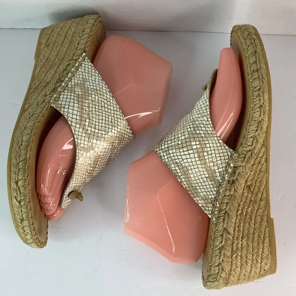 Andre Assous Snake Print Leather Wedge Espadrilles Summer Tan Sandal Sz US 9.5